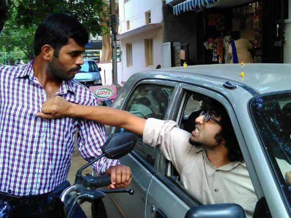 02. മലയാളം: 'നായിന്റെ മോനെ, മുഖത്ത് കണ്ണില്ലേടാ?'