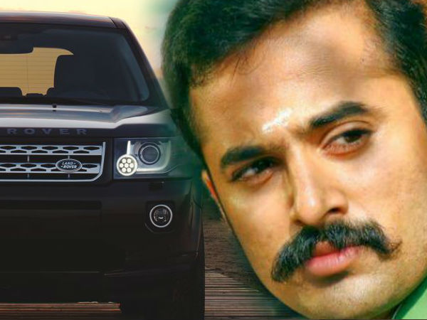 16 സിനിമകള്‍ കൊണ്ട് ഉണ്ണി മുകുന്ദന്‍ ലാന്‍ഡ് റോവര്‍ ഫ്രീലാന്‍ഡറിലേക്ക് 