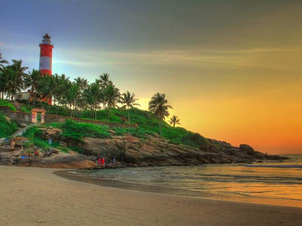 05. കോവളം ലൈറ്റ്ഹൗസ് ബീച്ച്
