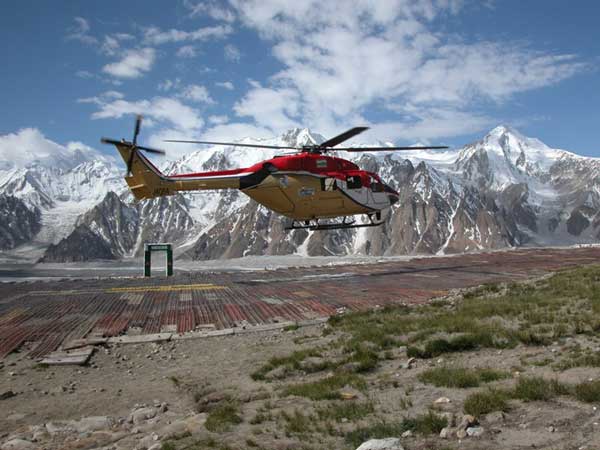 നേപ്പാളില്‍ ഇന്ത്യയുടെ ധ്രുവ് ഹെലികോപ്റ്ററുകള്‍ ചെയ്യുന്നതെന്ത്?