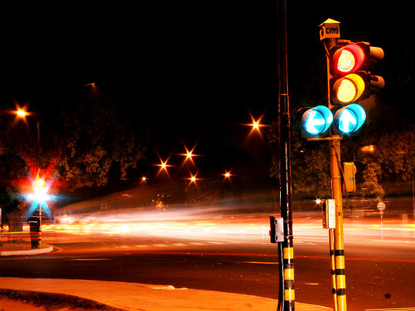 ചുറ്റുപാടുകളെ ശ്രദ്ധിക്കുക