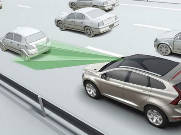 'അപകടം കുറയ്ക്കാന്‍ ഓട്ടോ എമര്‍ജന്‍സി ബ്രേക്കിങ് നിര്‍ബന്ധമാക്കണം'