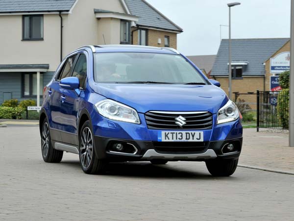 മാരുതി സുസൂക്കി എക്രോസ് 