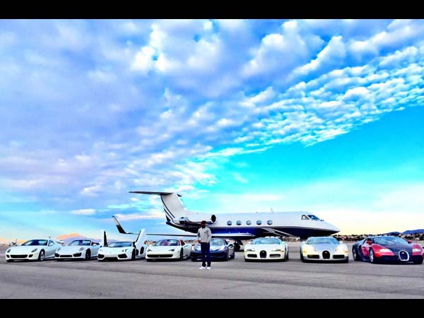 നൂറ്റാണ്ടിന്റെ ബോക്‌സര്‍ മേവെതറും 350 കോടിയുടെ കാറുകളും