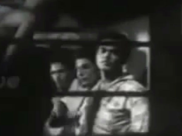 12. വണ്ടീ പുകവണ്ടീ...