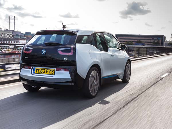 ബിഎംഡബ്ല്യു 250 കിലോമീറ്റര്‍ മൈലേജുള്ള കാറുണ്ടാക്കുന്നു!!!