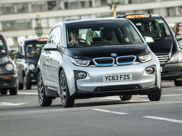 ബിഎംഡബ്ല്യു 250 കിലോമീറ്റര്‍ മൈലേജുള്ള കാറുണ്ടാക്കുന്നു!!!