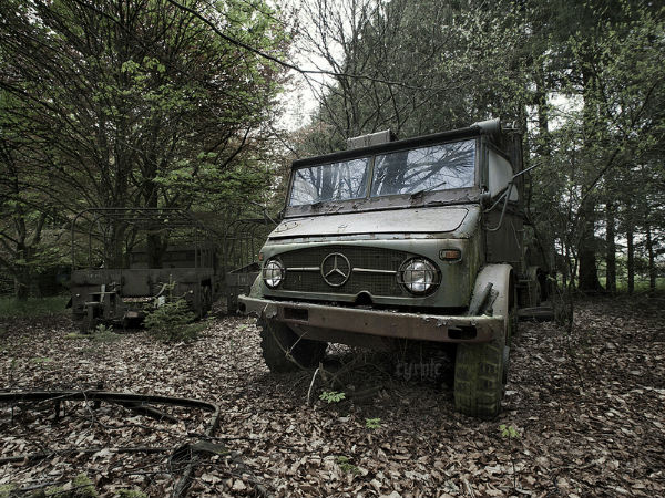 രണ്ടാംലോകയുദ്ധകാലത്തെ വന്‍ 'കാര്‍ ശ്മശാനം'