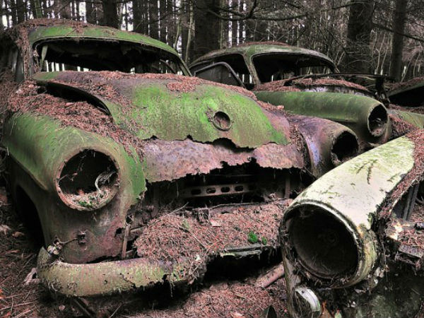 രണ്ടാംലോകയുദ്ധകാലത്തെ വന്‍ 'കാര്‍ ശ്മശാനം'