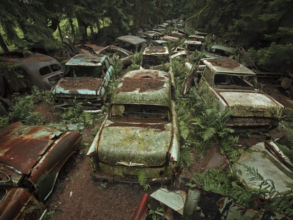 രണ്ടാംലോകയുദ്ധകാലത്തെ വന്‍ 'കാര്‍ ശ്മശാനം'