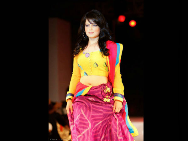 ഇന്ത്യയുടെ ഏക പെണ്‍ കാര്‍-ബൈക്ക് റേസിങ് ചാമ്പ്യനെ കാണാം