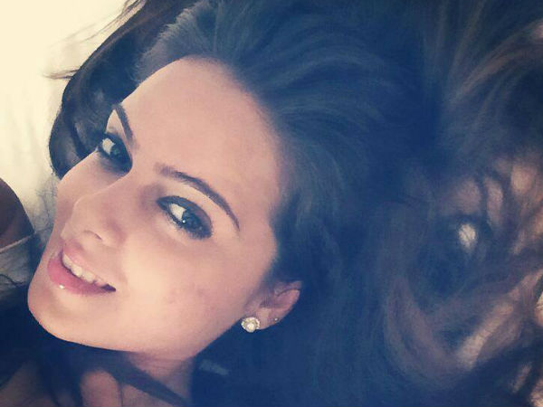 ഇന്ത്യയുടെ ഏക പെണ്‍ കാര്‍-ബൈക്ക് റേസിങ് ചാമ്പ്യനെ കാണാം