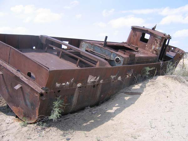 ഉപേക്ഷിക്കപ്പെട്ട കപ്പലുകളുടെ പ്രേതനഗരം