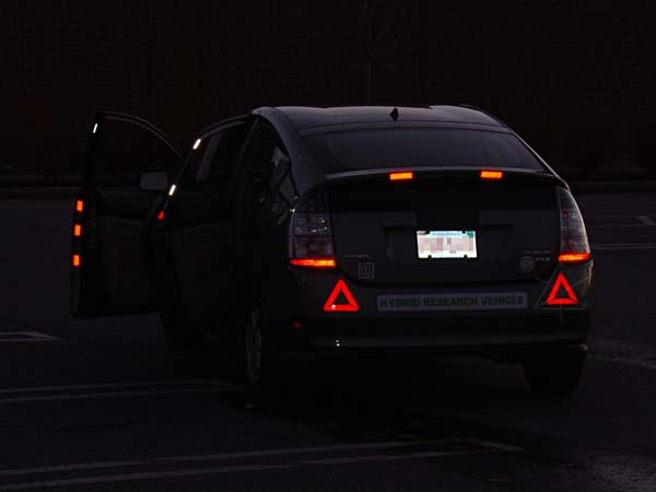 റിഫ്‌ലക്ടീവ് ടേപ്പ്