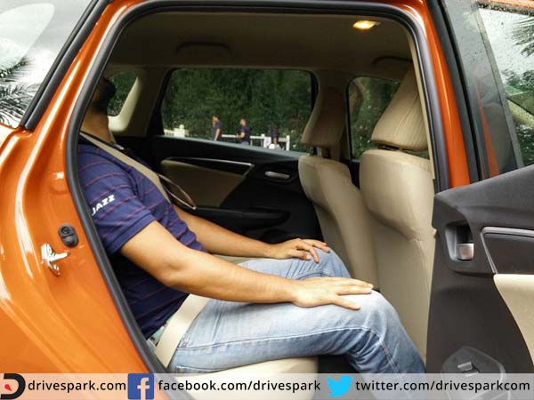 ഇന്റീരിയർ സ്പേസ്