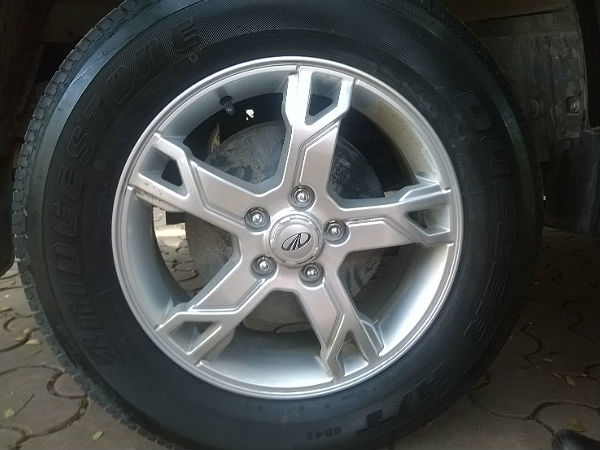 ഫീച്ചറുകള്‍ 