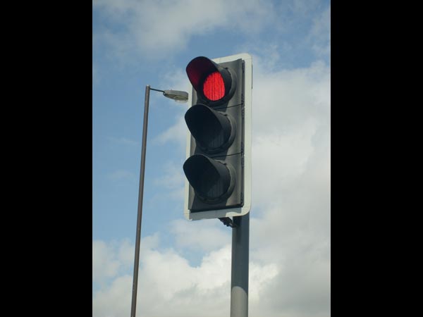 ട്രാഫിക് ലൈറ്റുകൾ നിലവിൽ വന്നിട്ട് 100 വർഷം