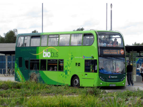 ഗൈഡഡ് ബസ്സ്‌വേ അഥവാ പാളത്തിലോടുന്ന ബസ്സുകൾ!