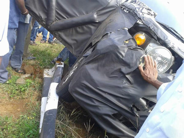 മഹീന്ദ്ര എസ്101 ടെസ്റ്റ് ചെയ്യുന്നു