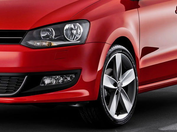 ഫോക്സ്വാഗൺ കോംപാക്ട് സെഡാൻ ഫോക്സ്വാഗൺ കോംപാക്ട് സെഡാൻ