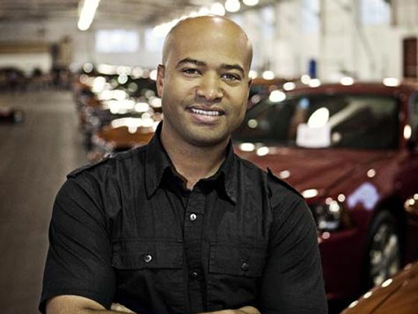 07. റാൽഫ് വിക്ടർ ഗിൽസ്