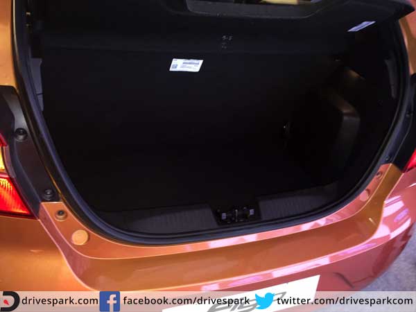 ഫോഡ് ഫിഗോ 2015 ലോഞ്ച് ചെയ്തു