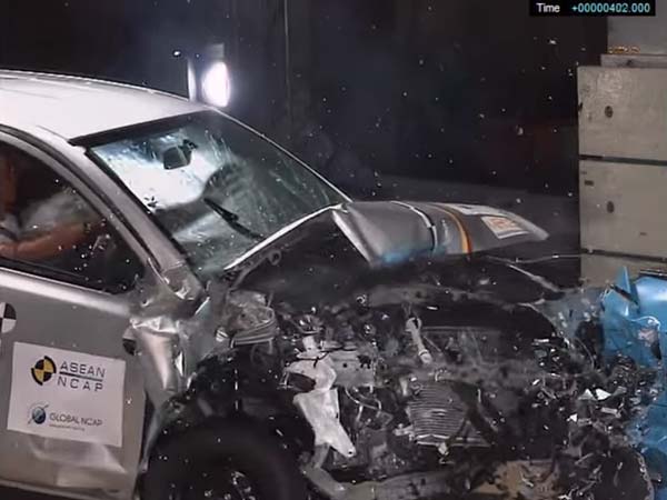 2 സ്റ്റാർ നേടി ഡാറ്റ്സൻ ഗോ 