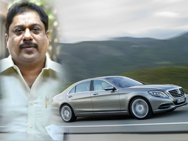 ബിജൂ രമേശ് സഞ്ചരിക്കുന്ന ഒന്നരക്കോടിയുടെ കാർ