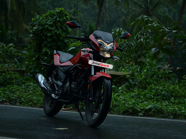 ടൂ വീലറുകളിൽ ഓട്ടോ ഹെഡ്‌ലൈറ്റ് നിർബന്ധമാക്കുന്നു