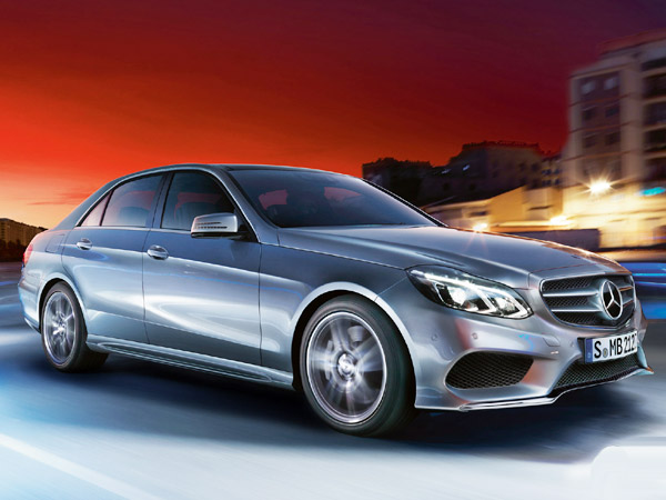 വിദേശകാര്യമന്ത്രാലയം ഇ ക്ലാസ്സുകൾ വാങ്ങിക്കൂട്ടുന്നു