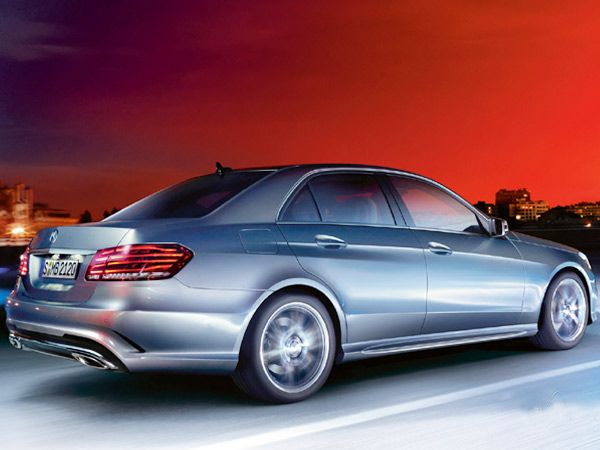 വിദേശകാര്യമന്ത്രാലയം ഇ ക്ലാസ്സുകൾ വാങ്ങിക്കൂട്ടുന്നു