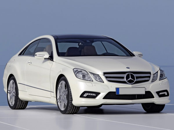 വിദേശകാര്യമന്ത്രാലയം ഇ ക്ലാസ്സുകൾ വാങ്ങിക്കൂട്ടുന്നു