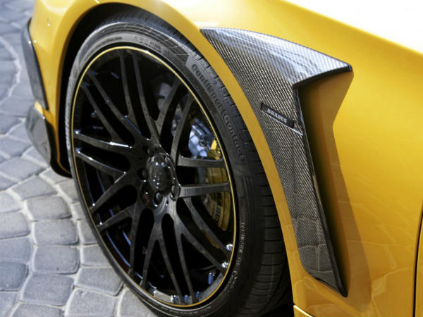 സ്വർണം പൊതിഞ്ഞ ബെൻസ് കാർ ദുബൈ മോട്ടോർ ഷോയിൽ