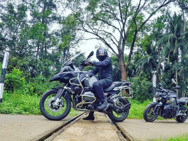 ദുൽഖറിന്റെ ബങ്കളുരു - കൊച്ചി യാത്ര