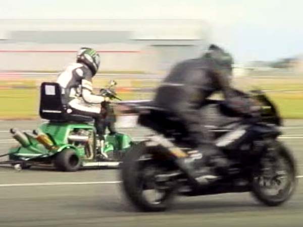 വേഗതയിൽ ഗിന്നസ് വേൾഡ് റെക്കോർഡ് കരസ്ഥമാക്കിയ സ്കൂട്ടർ