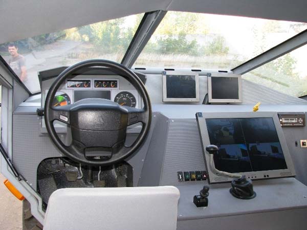 യുഎസിന് വെല്ലുവിളിയായി റഷ്യ കരുത്തുറ്റ സൈനിക വാഹനമിറക്കി