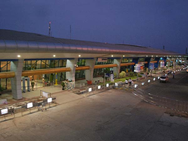 10. പൂനെ അന്താരാഷ്ട്ര വിമാനത്താവളം