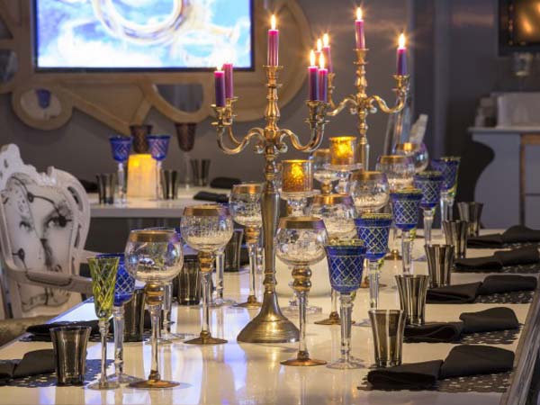 ഭൂമിയിലെ ഏറ്റവും വലിയ ഉല്ലാസക്കപ്പൽ കന്നി യാത്രയാരംഭിച്ചു