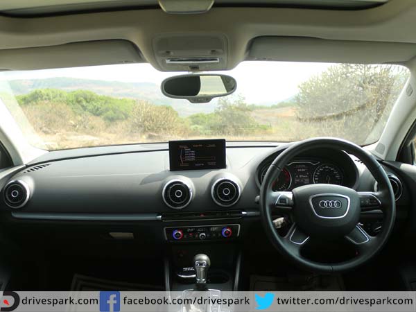 ഇന്റീരിയർ