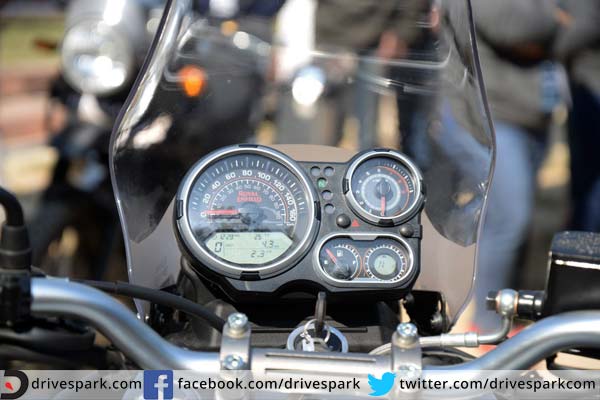 ഹിമാലയൻ എത്തി ; വില 1.55ലക്ഷം