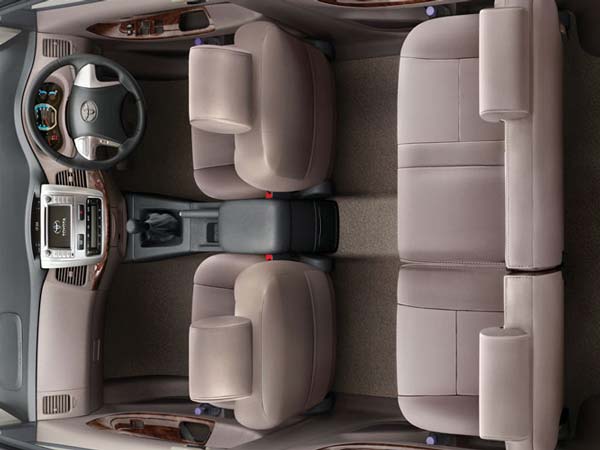 പഴയ ഇന്നോവയേക്കാൾ മികച്ചതാണോ ക്രിസ്റ്റ