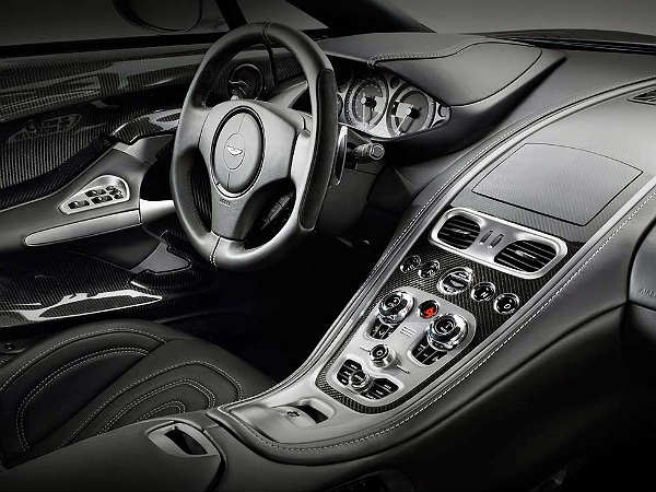 ആസ്റ്റൺ മാർടിൻ വൺ-77