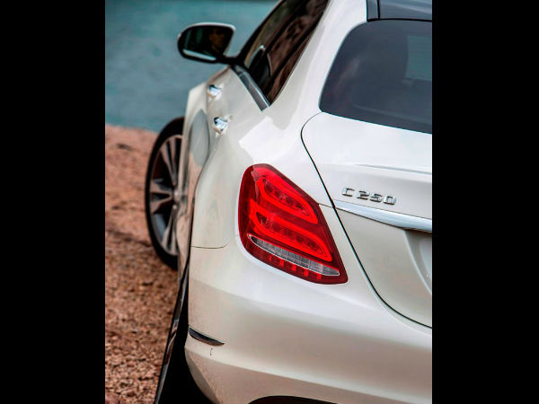 പുതിയ മെഴ്സിഡസ് സി ക്ലാസ് ഇന്ത്യയിൽ; വില 44.36ലക്ഷം