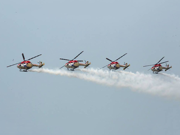 2016 ഡിഫൻസ് എക്സ്പോയിൽ കരുത്ത് തെളിയിച്ചുകൊണ്ട് ഇന്ത്യ