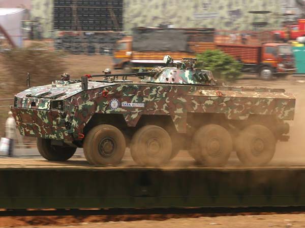 2016 ഡിഫൻസ് എക്സ്പോയിൽ കരുത്ത് തെളിയിച്ചുകൊണ്ട് ഇന്ത്യ