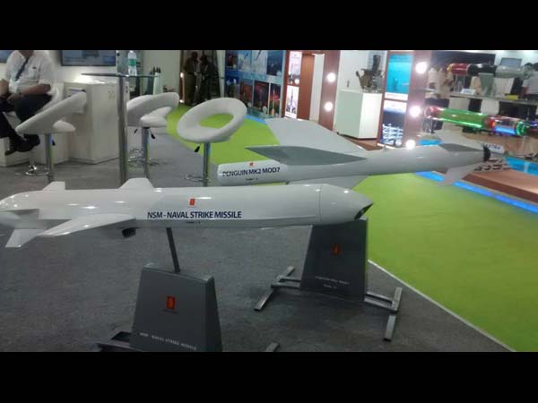 2016 ഡിഫൻസ് എക്സ്പോയിൽ കരുത്ത് തെളിയിച്ചുകൊണ്ട് ഇന്ത്യ