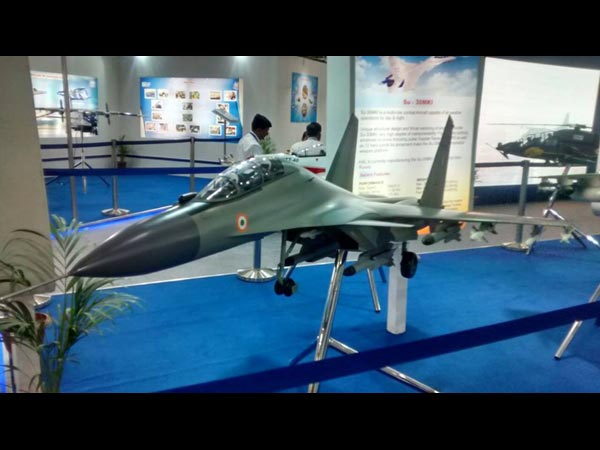 2016 ഡിഫൻസ് എക്സ്പോയിൽ കരുത്ത് തെളിയിച്ചുകൊണ്ട് ഇന്ത്യ