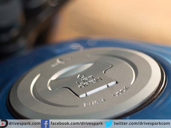 കൂടുതൽ ചിത്രങ്ങൾ കാണാം