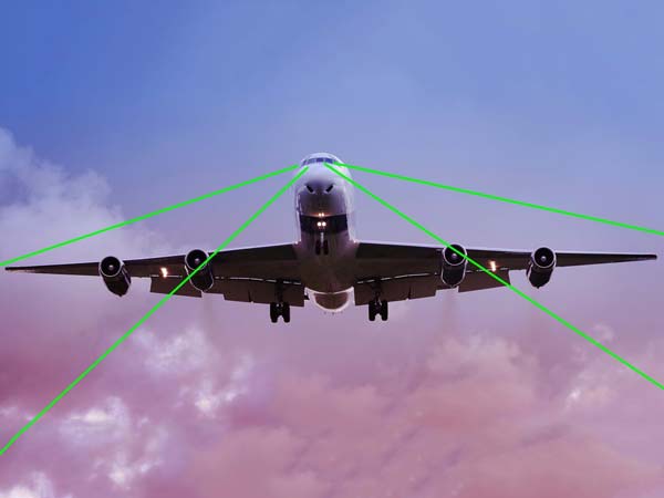 ലേസർ ആക്രമണം; പൈലറ്റും യാത്രക്കാരും നേരിടുന്ന പുതിയ ഭീഷണി