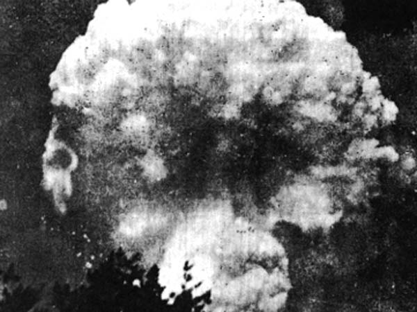 ഹിരോഷിമയിലും നാഗസാക്കിയിലും നാശത്തിന്റെ വിത്ത് പാകിയ ബോംബർ